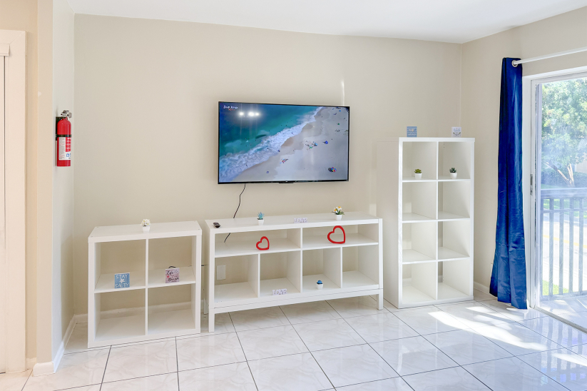 Breeze Apartment photo #4