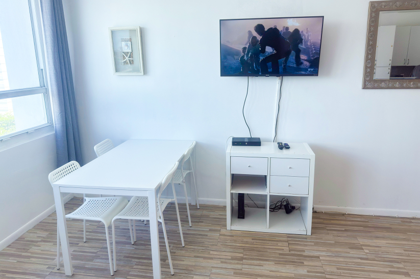 Britney Apartment photo #1