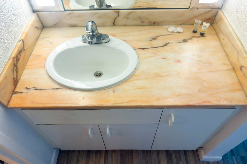 Britney Apartment photo #5