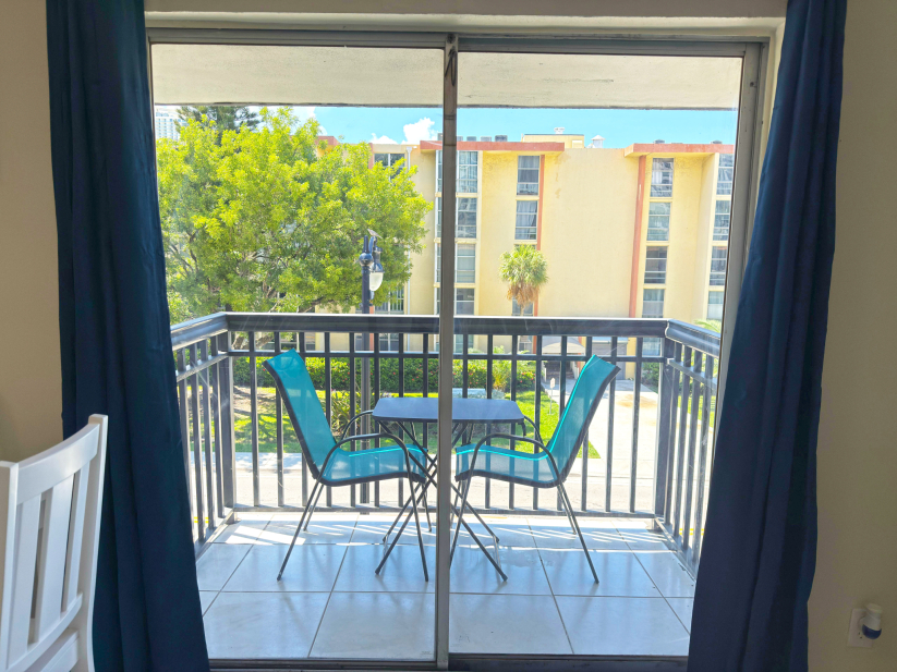 Jenny Apartment photo #4