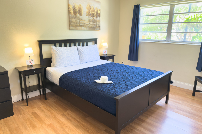 Logan Apartment photo #2