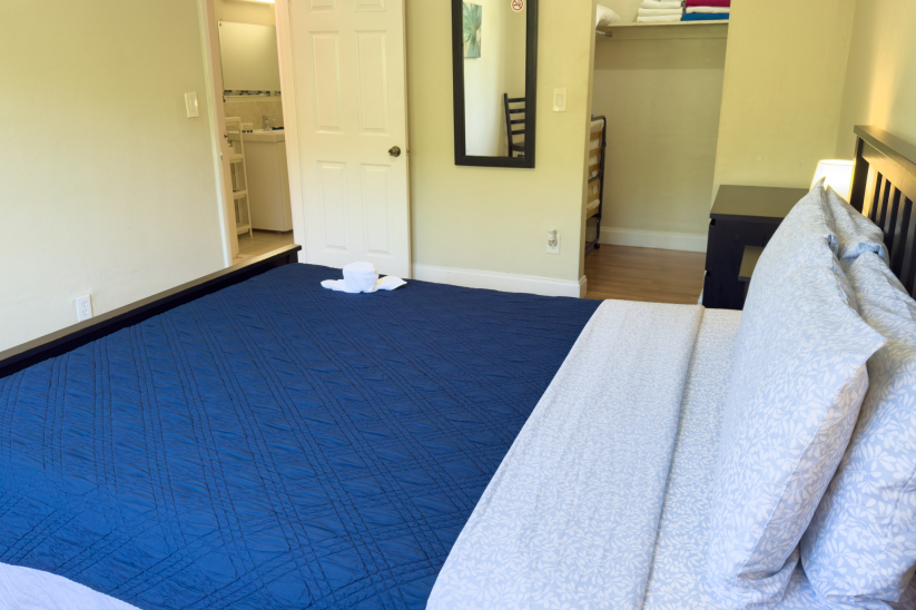 Logan Apartment photo #3